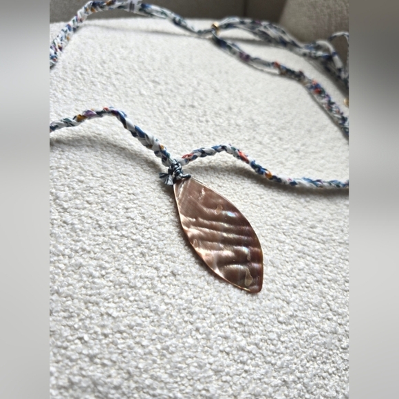 Ariana Ost (@ Free People), The Era Strand Necklace, Blue/White/Shell -NEW!!! - Picture 6 of 11